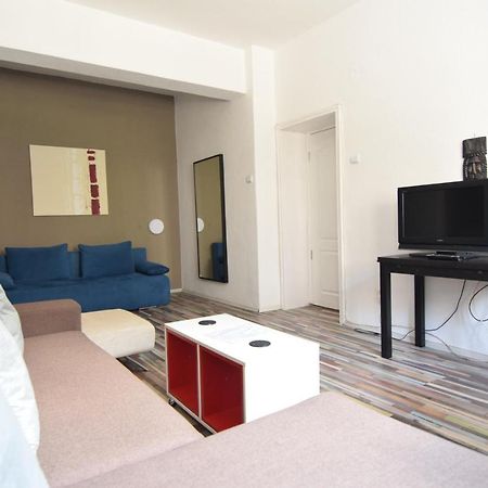 Ferienwohnung Resedinta Balcescu Bukarest Exterior foto