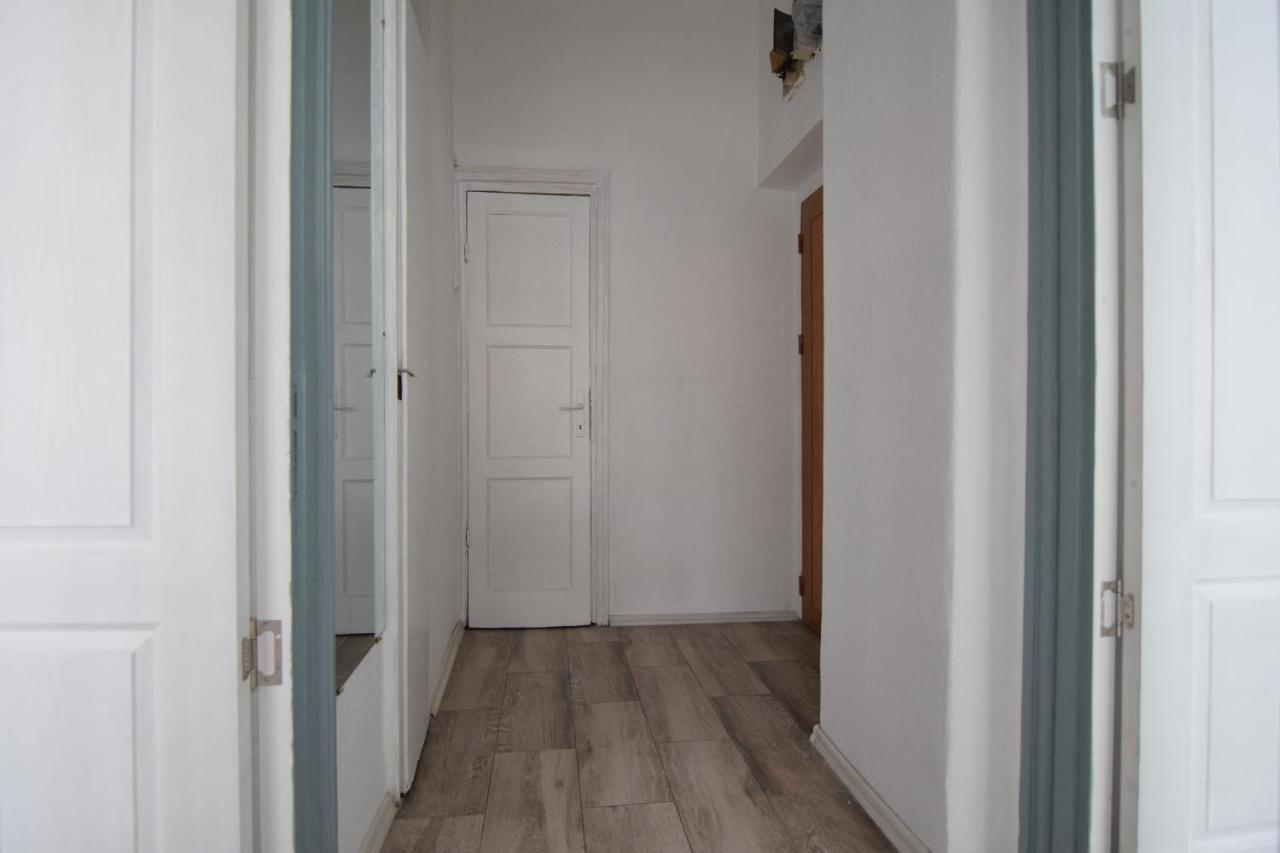 Ferienwohnung Resedinta Balcescu Bukarest Exterior foto
